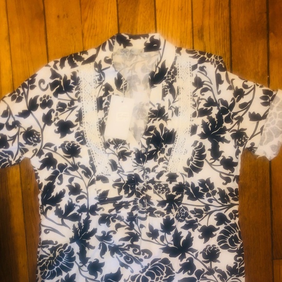 Top - Picture 10 of 16